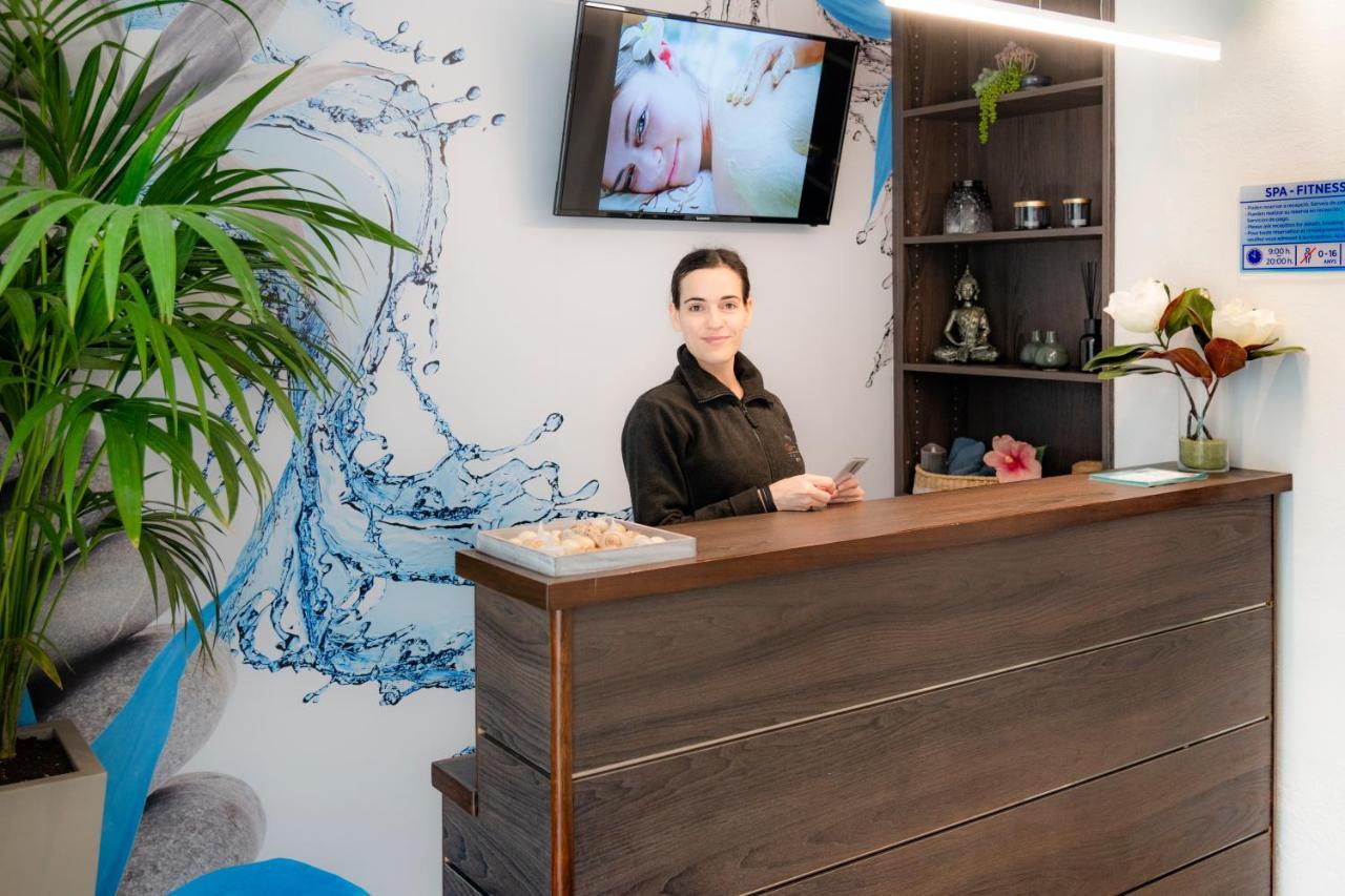 Ght Aquarium & Hotel